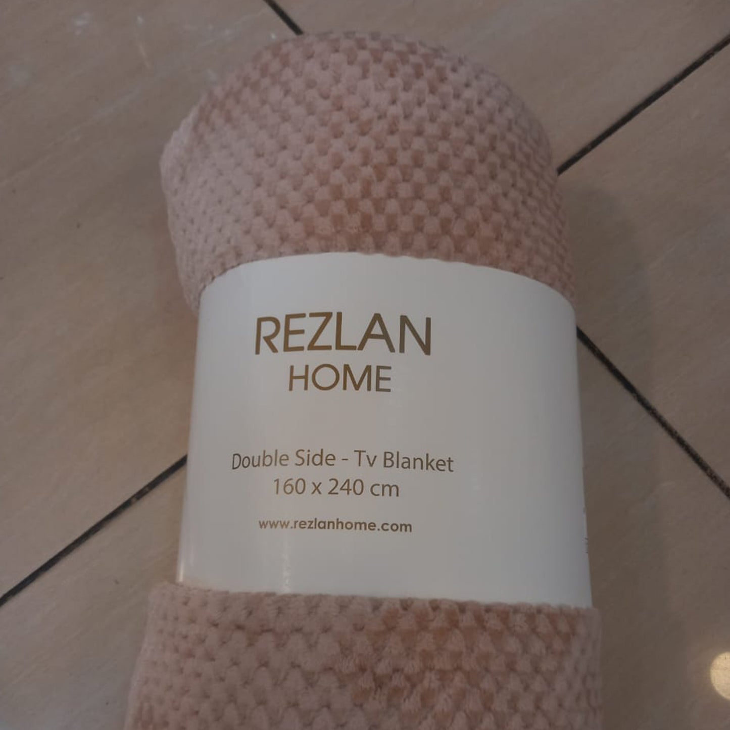 Rolled Blanket | 300 GSM | 160×230 cm | Soft & Lightweight