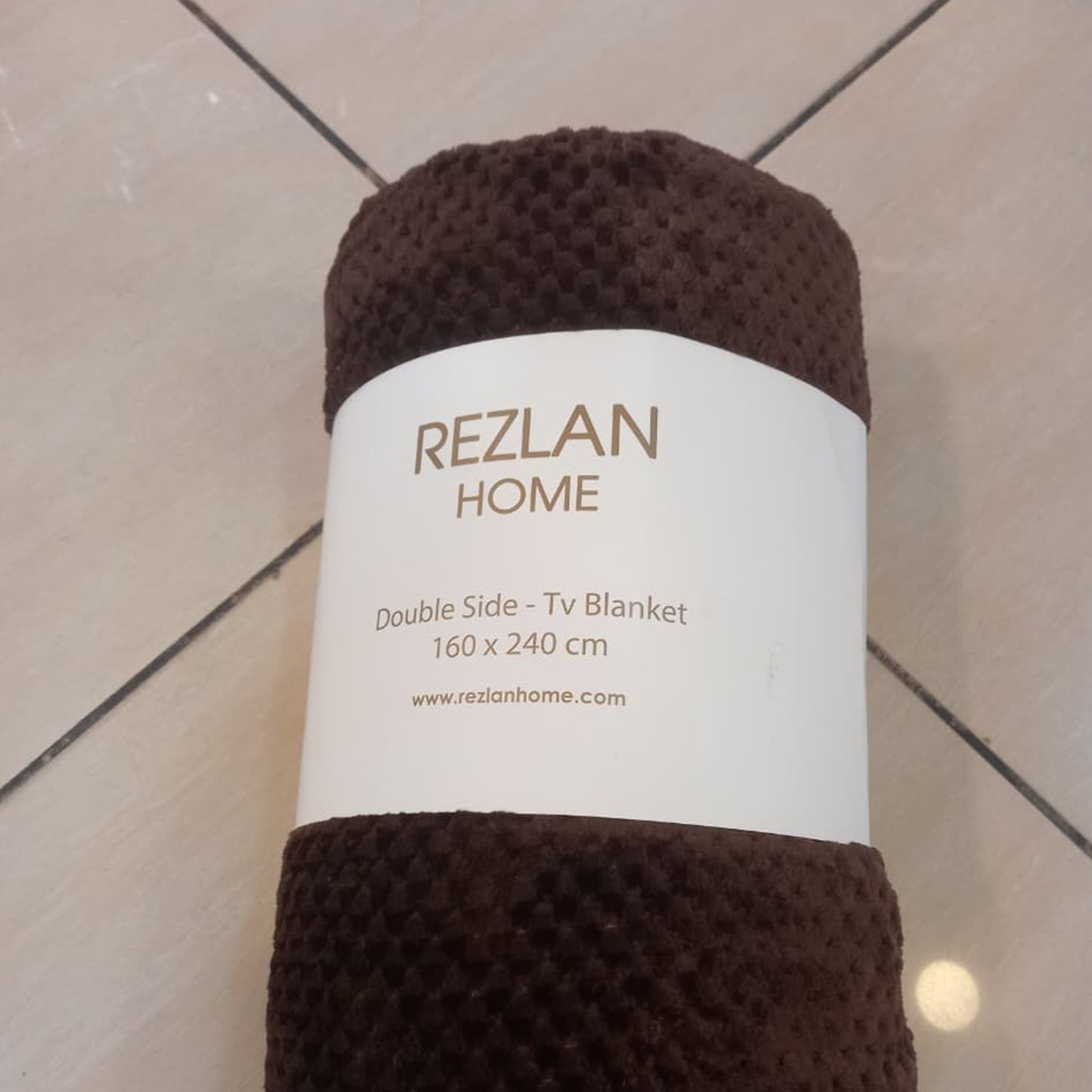 Rolled Blanket | 300 GSM | 160×230 cm | Soft & Lightweight