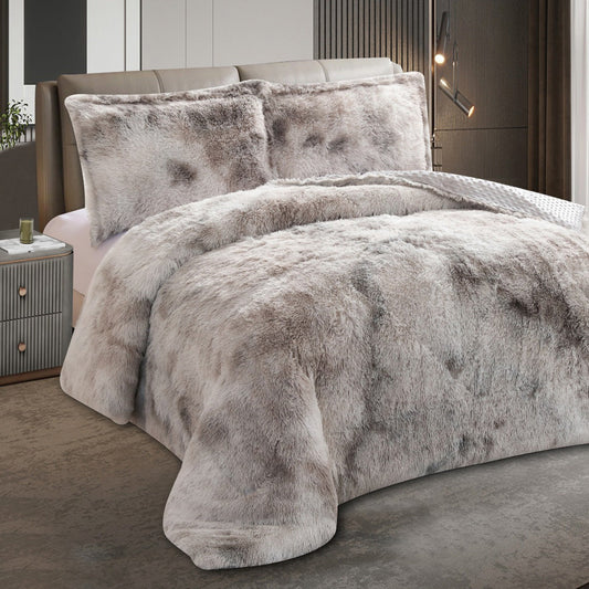 Winter Coverlet Shaggy – Available in Two Sizes (Greig)