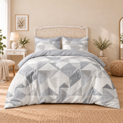 Carrol microfiber bed set, Soft Gray Triangles, design 75A2813, full bed with matching pillowcases