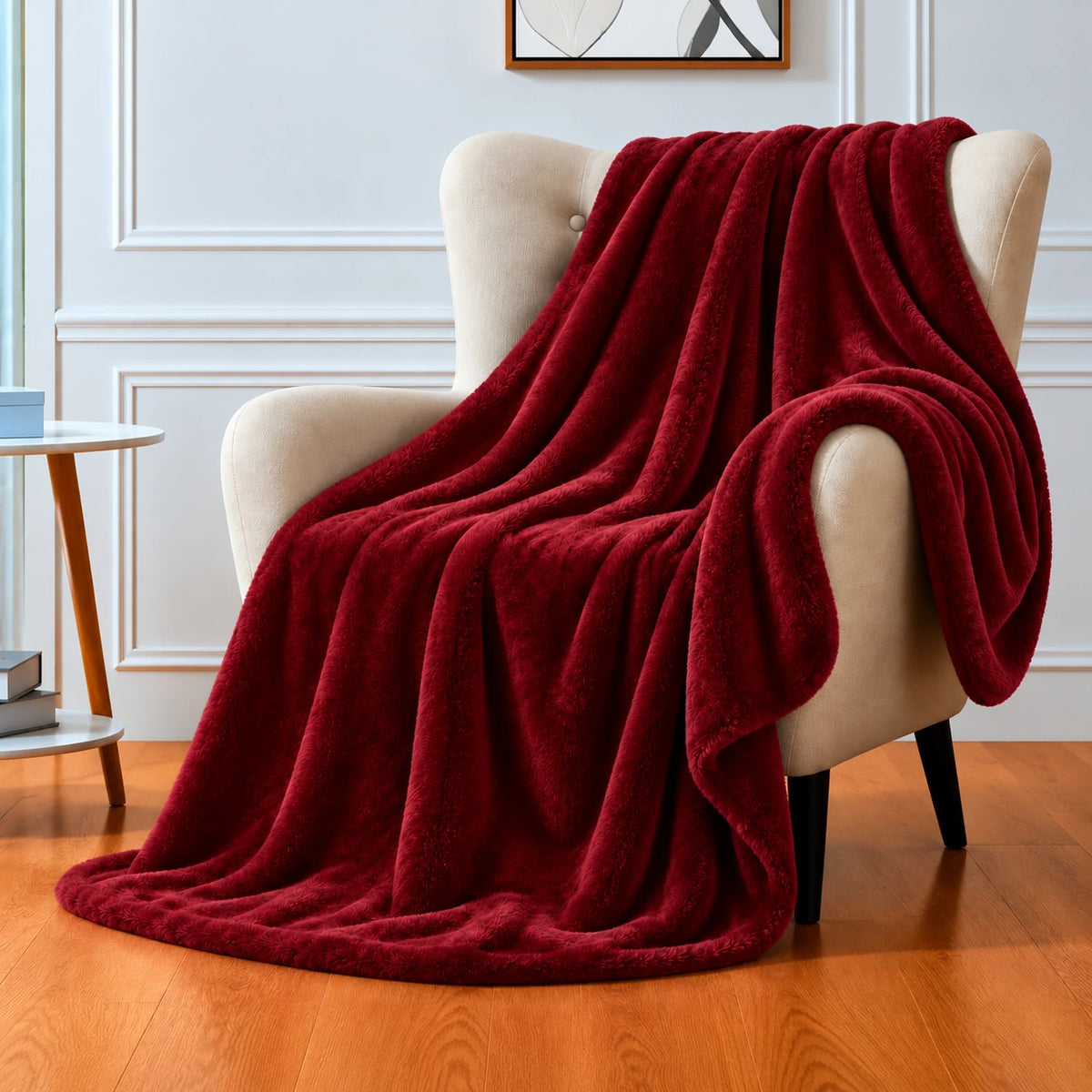 Fine TV Blanket 160 × 220 cm in Burgundy